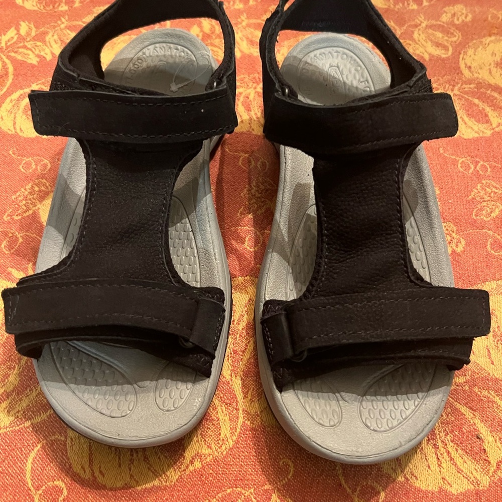 Keen Black and Gray Sandals Womens 8